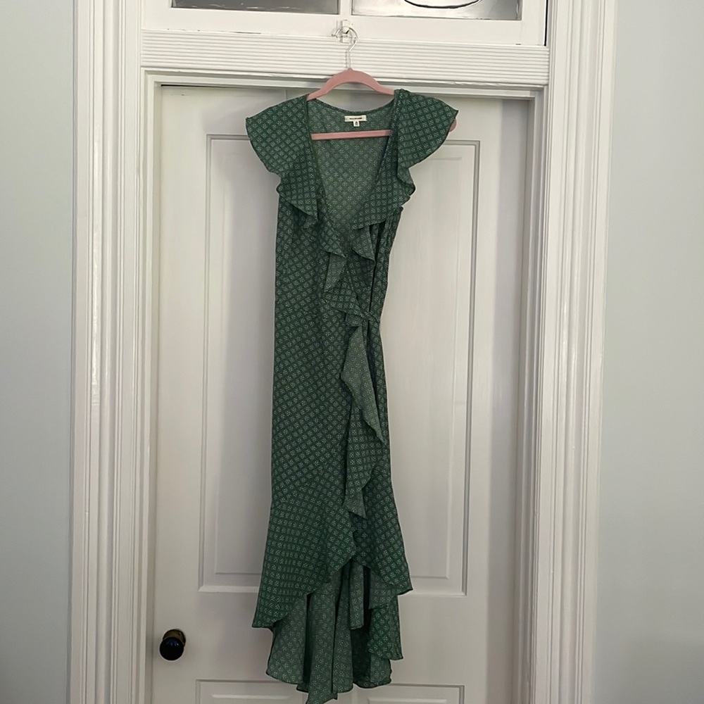 Max Studio Heather Green wrap dress. Worn once.
